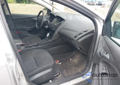 2015 Ford Focus Se z USA, uszkodzony, nr VIN 1FADP3F23FL202805